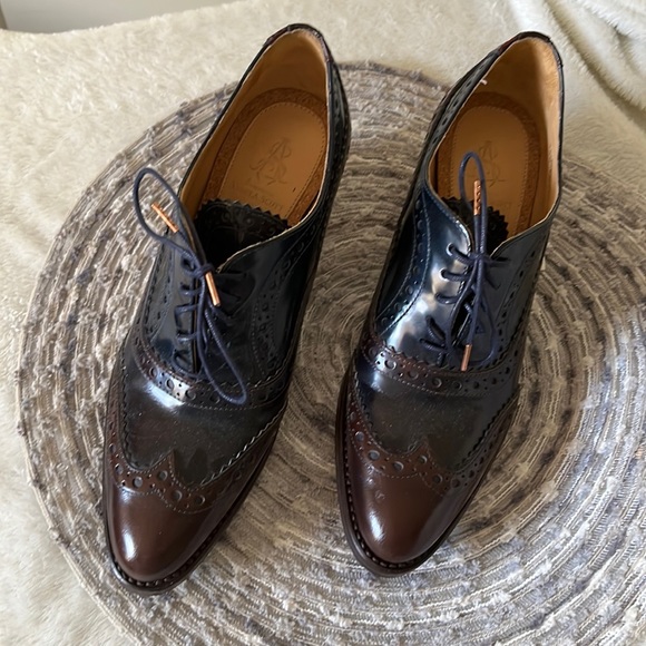 The office of Angela Scott Shoes - Women’s shoes size 38.5